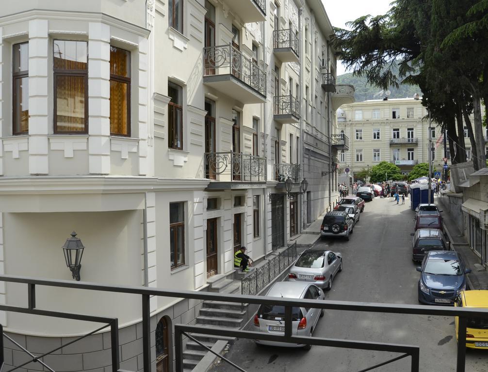 Opera Hotel Tbiliszi Kültér fotó