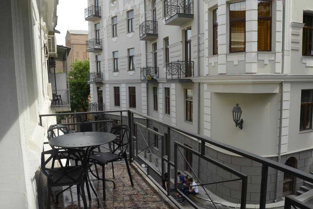 Opera Hotel Tbiliszi Kültér fotó